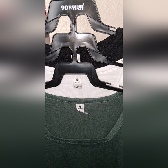 90 Degree By Reflex 3PKRibbed Seamless Crew,Scoop and Square Neck Long SleeveTop - Picture 7 of 10